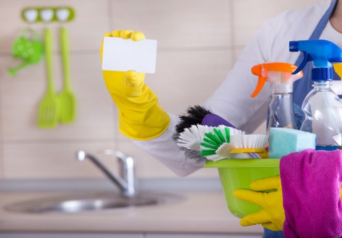 Professional end of tenancy cleaning in a Richmond rental property