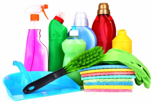 Professional sofa cleaning for Richmond homes with fabric upholstery